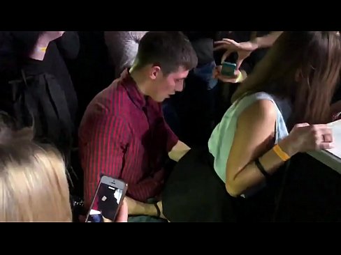 ❤️ Sex real într-un club de noapte rusesc. O rusoaică de 18 ani în anus și vagin futută într-un club de noapte at ro.pornofilmtv.ru ❌